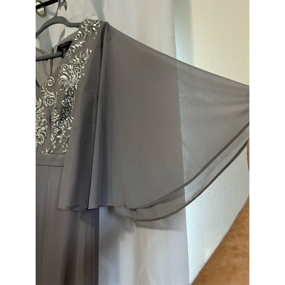 R&10 Richards Jumpsuit Womens Size 10 Gray Sequin Bodice Cape Wide-Leg - Picture 3 of 5